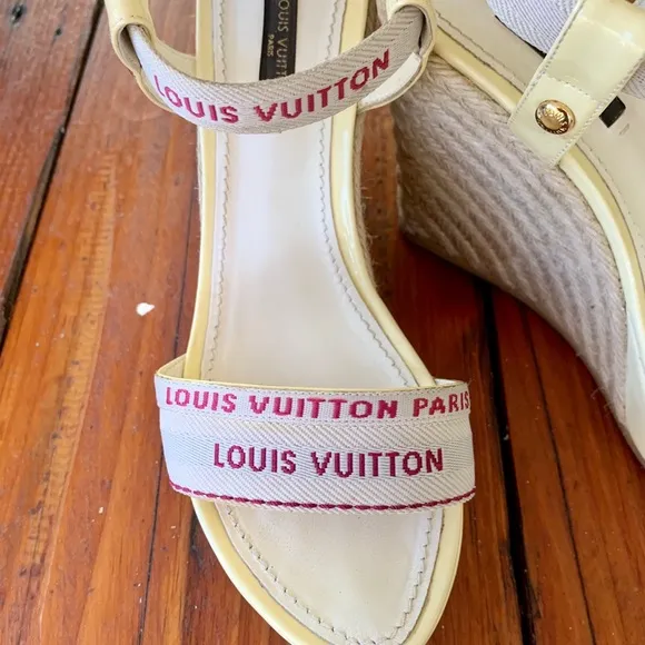 Louis vuitton paris wedge shoes nude red size 36