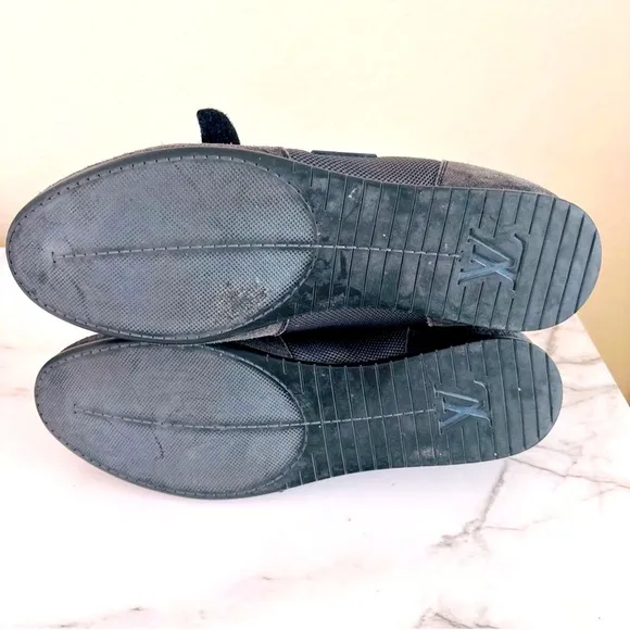 Louis Vuitton Rare Stardust Trainer Sneakers BlackSuede
