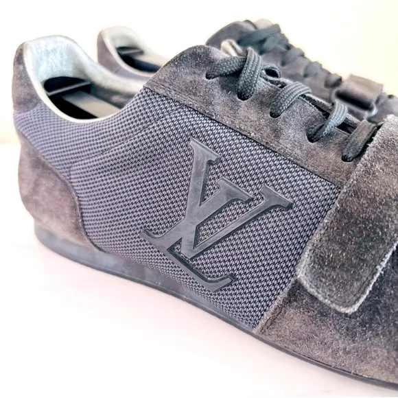 Louis Vuitton Rare Stardust Trainer Sneakers BlackSuede