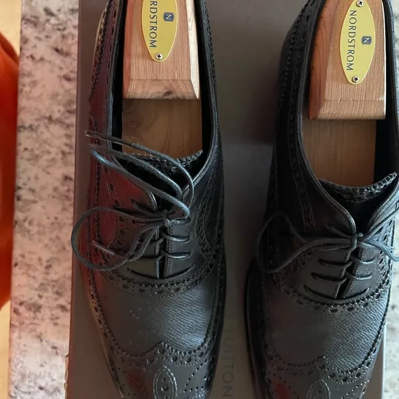 Louis Vuitton Shoes size 7.5 (8.5 US)