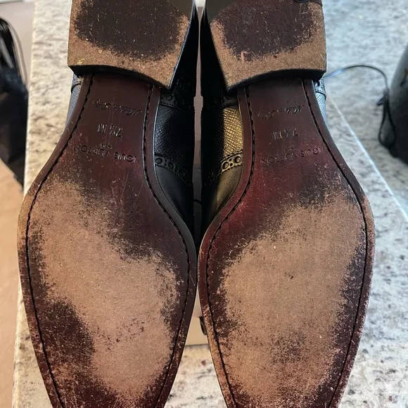 Louis Vuitton Shoes size 7.5 (8.5 US)