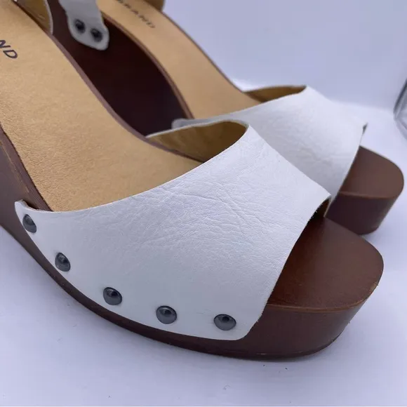 LUCKY BRAND leather platform wedge sandals women Size 9 white/brown- New