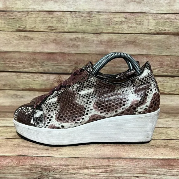 Lukure Snake Skin Wedge Shoes