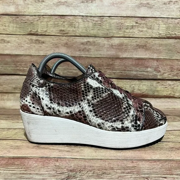 Lukure Snake Skin Wedge Shoes