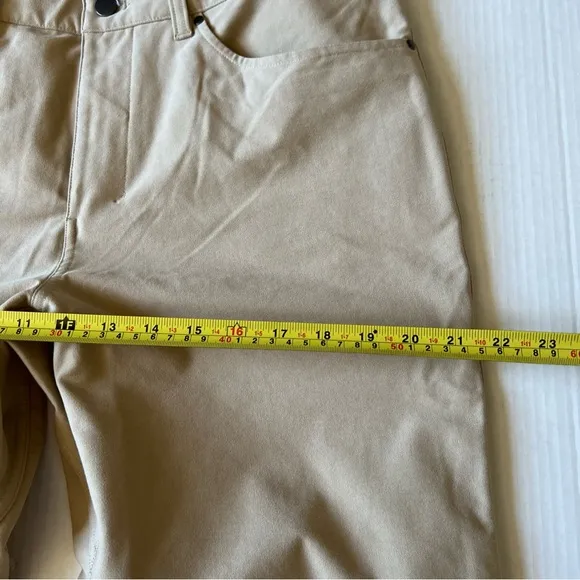 Lululemon Men’s 34 Beige Pants