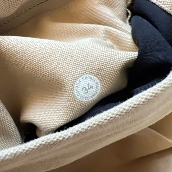 Lululemon Men’s 34 Beige Pants