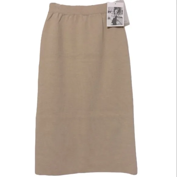 Luxury Knit Pencil Skirt Straight Sweater Skirt Tan Beige Neutral Size Small