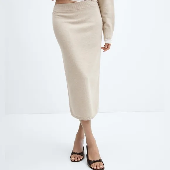 Luxury Knit Pencil Skirt Straight Sweater Skirt Tan Beige Neutral Size Small
