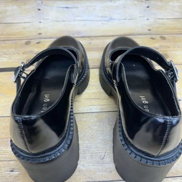Madden Girl MARY JANES BLACK  6 M Thunderr Buckle Chunky‎ Heels Platform Goth