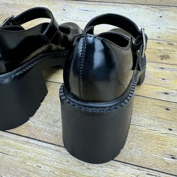 Madden Girl MARY JANES BLACK  6 M Thunderr Buckle Chunky‎ Heels Platform Goth