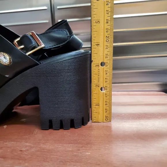 Madden Girl Storrm Black Platform Jeweled Heel Sandals 7.5 M
