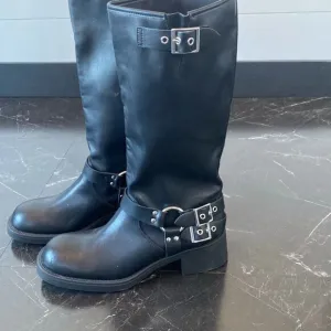 Madden Girl Stylish Black Knee-High Boots with Buckles