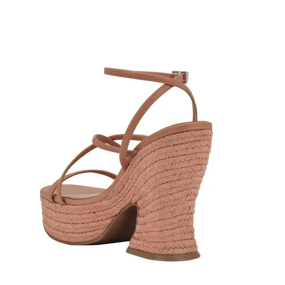 Marc Fisher LTD Medium Natural Fetch Espadrilles Platform Sandals Women’s 9.5