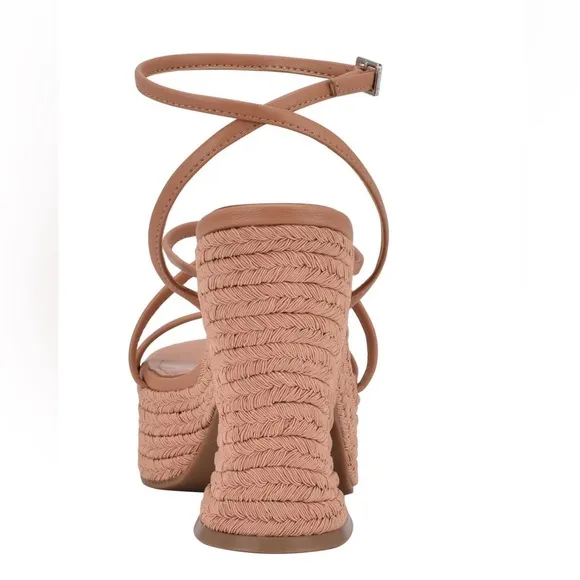 Marc Fisher LTD Medium Natural Fetch Espadrilles Platform Sandals Women’s 9.5
