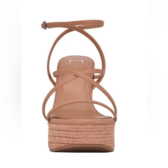 Marc Fisher LTD Medium Natural Fetch Espadrilles Platform Sandals Women’s 9.5