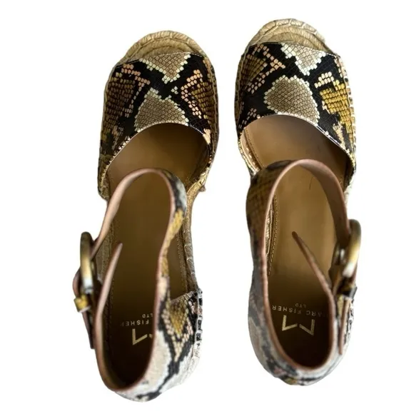 Marc Fisher MLALIDAS Leather Sandals Size 8.5 Open Toe Wedge with Ankle Strap