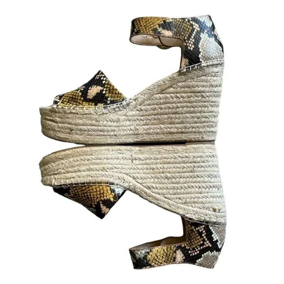 Marc Fisher MLALIDAS Leather Sandals Size 8.5 Open Toe Wedge with Ankle Strap