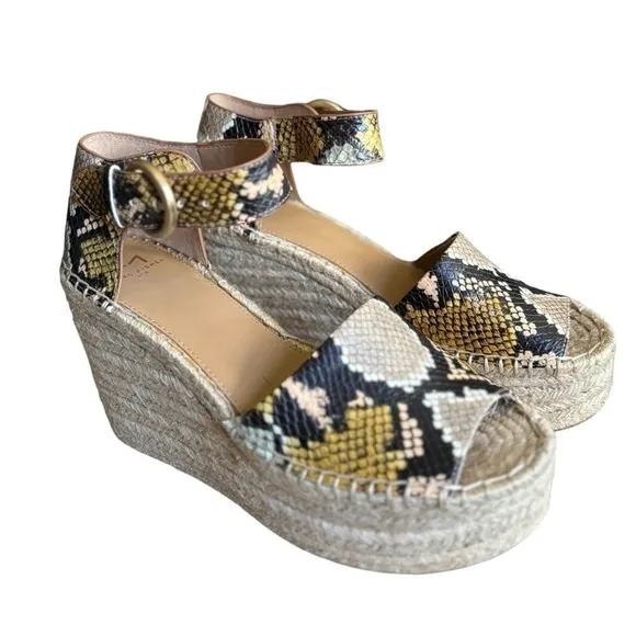 Marc Fisher MLALIDAS Leather Sandals Size 8.5 Open Toe Wedge with Ankle Strap