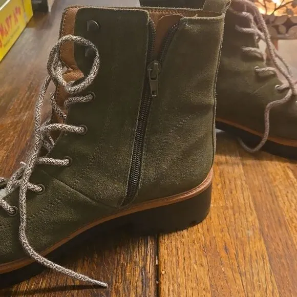 Marc fisher boots size 10 womens