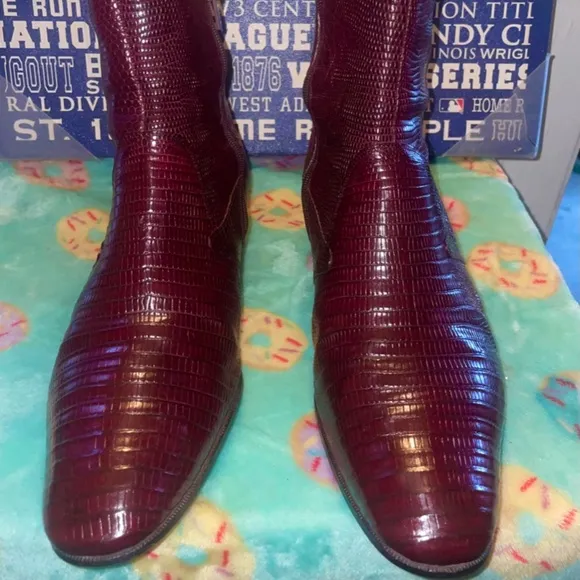 Mauri Burgundy Lizard Boots SZ 11.5
