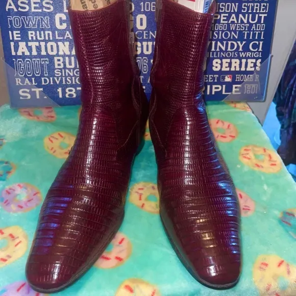 Mauri Burgundy Lizard Boots SZ 11.5