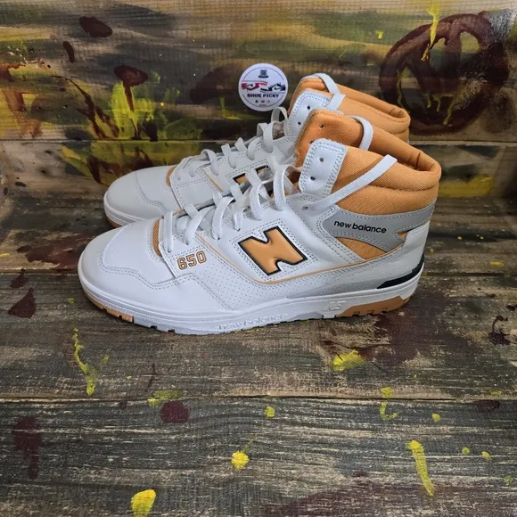 Men New Balance‎ athletic shoes size 10.5 new