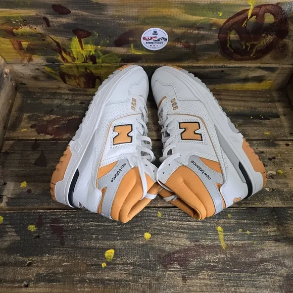 Men New Balance‎ athletic shoes size 10.5 new