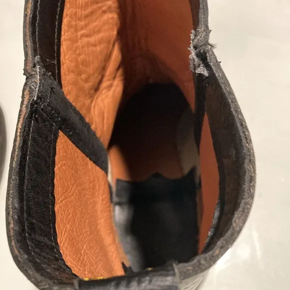 Men’s 10.5 inch tall leather bootsSize 10 1/2