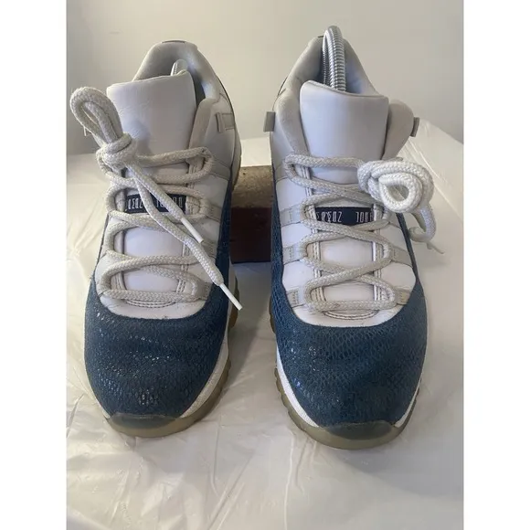 Men's 2019 Nike Air Jordan Retro 11 Low Snakeskin Sneakers-Size 10.5-No Insoles