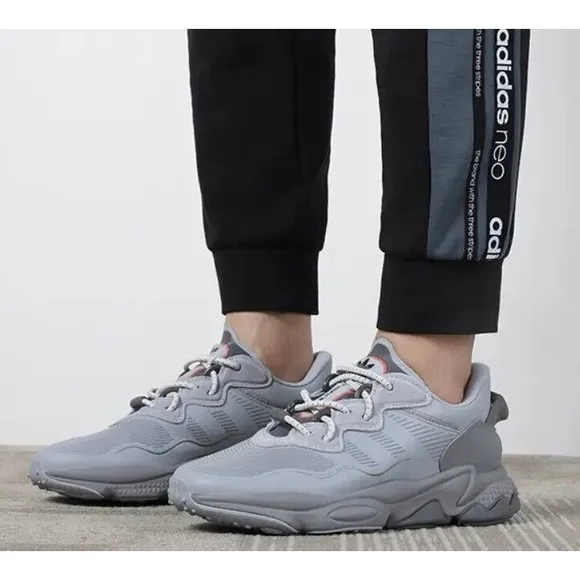MEN'S adidas Originals Ozweego Halo Silver Grey GZ2774