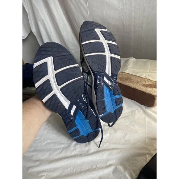 Men's Asics GT-1000 6 Running Shoes- Gray/Navy- Size‎ 9.5-Excellent Condition