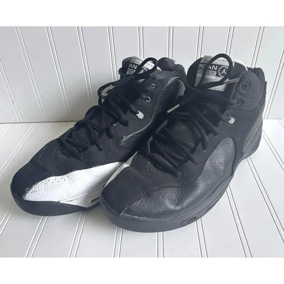 mens black white Nike Air Jordan Hardcourt basketball shoes hi top 12 M