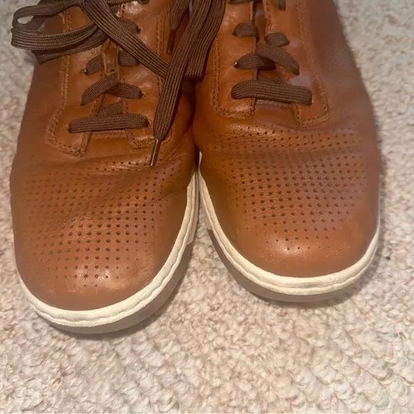 Men’s Johnston &amp; Murphy Tan Leather Shoes Sneakers size 10