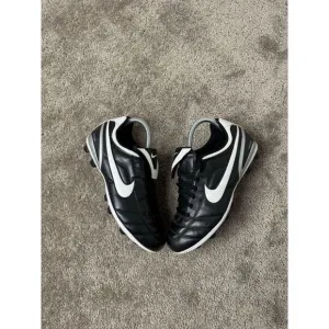 Mens NIKE TIEMPO MYSTIC II FG‎ Soccer Football Cleats Boots Black, Size US 7