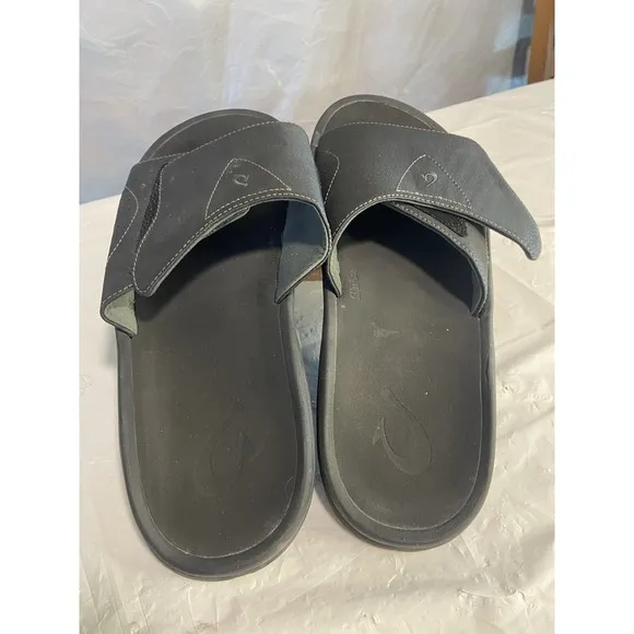 Men's Olukai Nalu Slide Sandals- All Black Adjustable Strap-Size 13-Very Nice