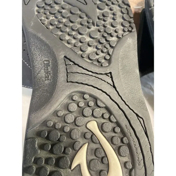 Men's Olukai Nalu Slide Sandals- All Black Adjustable Strap-Size 13-Very Nice