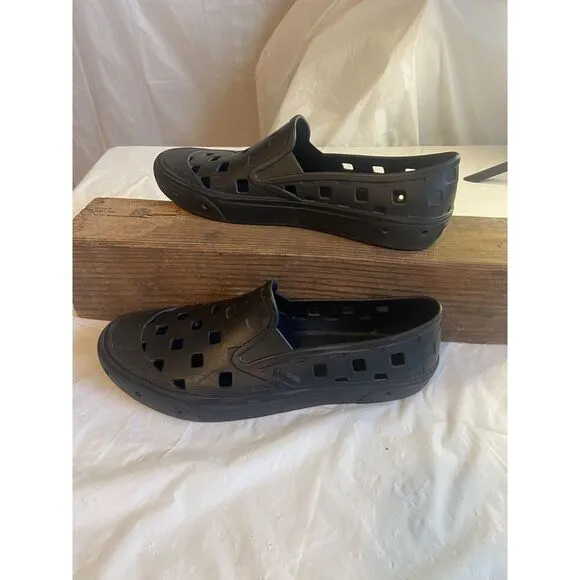 Men's Vans Trek Slip-On Black Plastic Shoes-Size‎ 9-The Activewear/Water Shoe