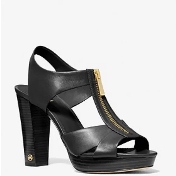 MICHAEL KORS LIESEL LOCK PLATFORM Black Sa…