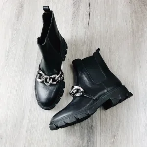 Michael Kors Scarlett Boots✨ brand new