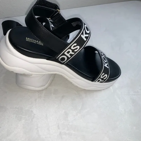 Michael kors wedge strap black white logo sandals size 10 new no box