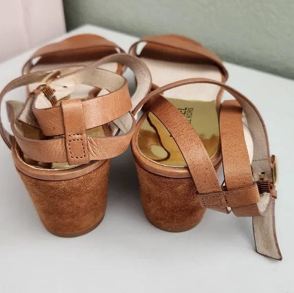 🌸Michael Kors Women's Brown Wedge Sandals 6.5