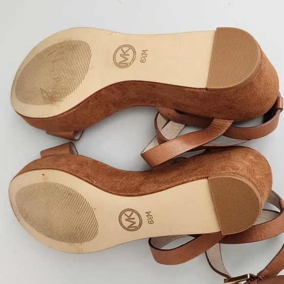 🌸Michael Kors Women's Brown Wedge Sandals 6.5