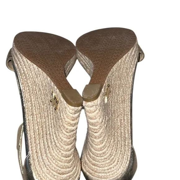 MICHAEL Micheal Kors Gold Leather Espadrille Wedge Women's Sandals Size 7