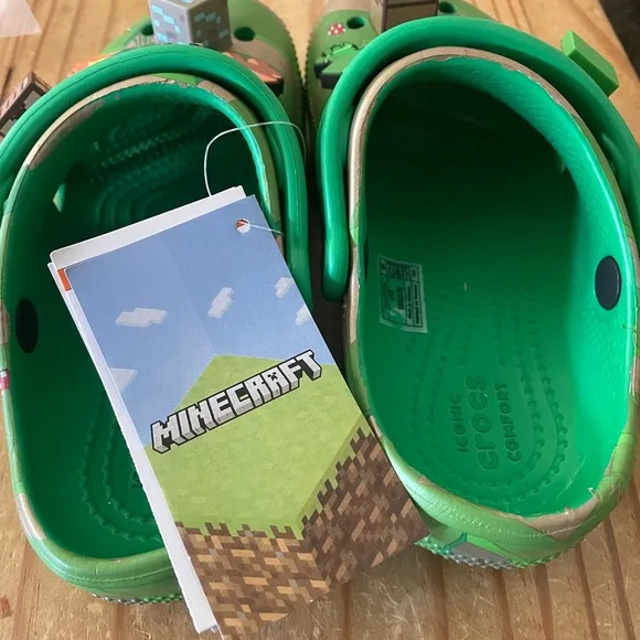 Minecraft CROCS with Charms!