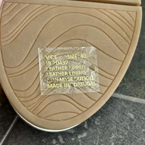 Miz Mooz Vice Platform Marine Leather Size 40 (US 9-9.5)
