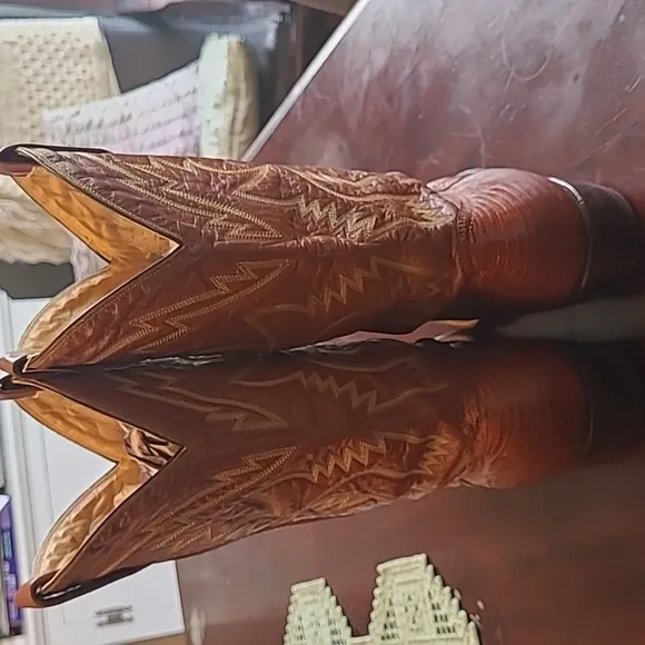 Montana Manufacturea 1815 Cowboy Boots.  Brown Size 10.5 D Men's.