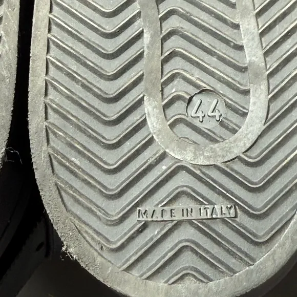 Moschino Lettering Logo Calfskin High cut Sneakers Size 44/10.5-11