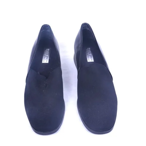 Munro American Vittoria Black Stretch Leather Slip-Ons Shoes Ladies Size 10