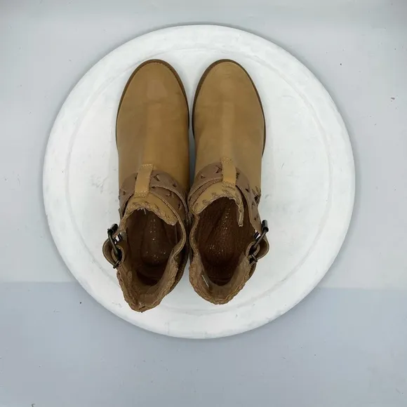 Musse &amp; Cloud Shoes | Anthropologie Musse &amp; Cloud Aina Leather Belt Booties