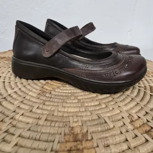 Naot Kirei Brown Leather Chunky Mary Jane Flats 9